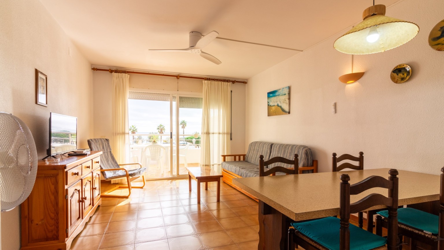 Appartement à vendre en bord de mer, à Roses	