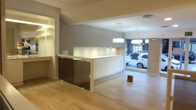 Local comercial en el centro de Roses 