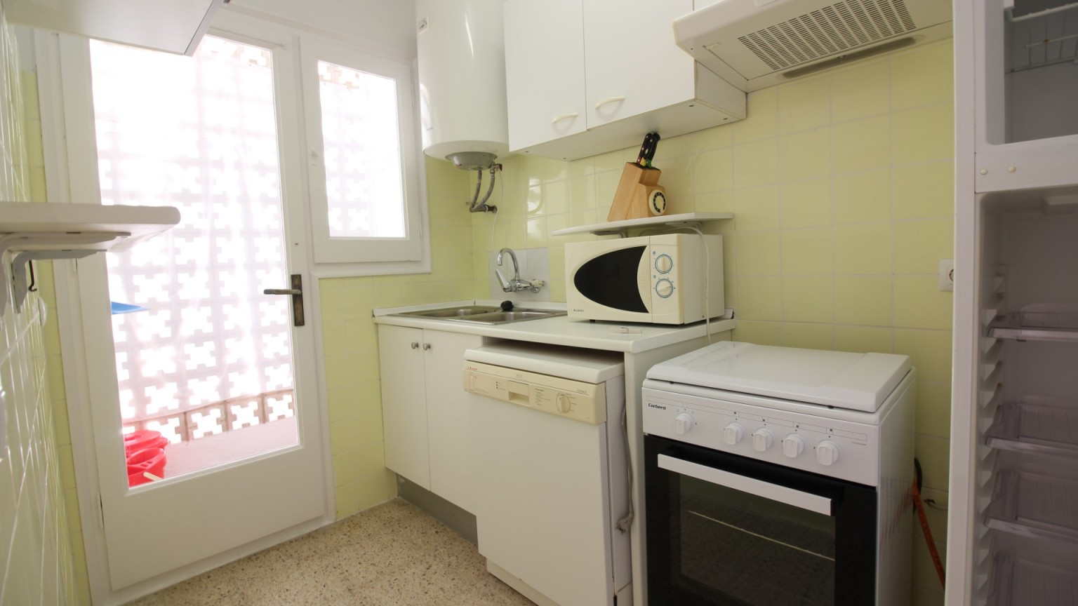 Apartamento para alquiler de temporada, con dos habitaciones en el centro de Sta. Margarita