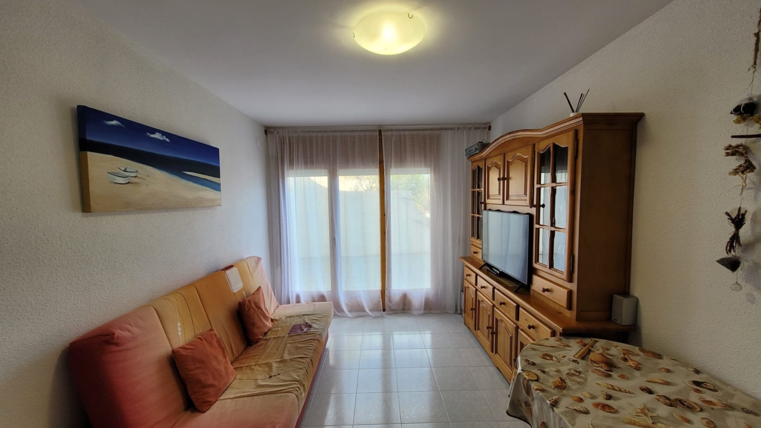 Bonic apartament per llogar a Cap Ras