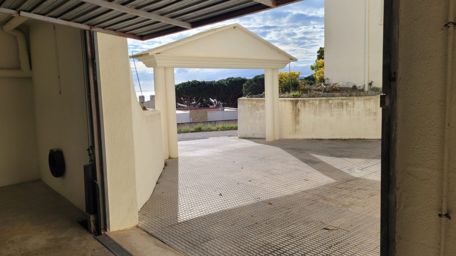 Bonic apartament per llogar a Cap Ras