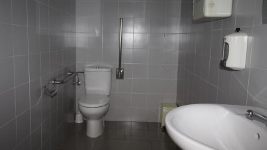 Premises for sale, ideal for commercial or office use, Creu de la mà area, in Figueres