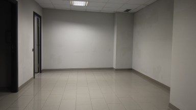 Premises for sale, ideal for commercial or office use, Creu de la mà area, in Figueres