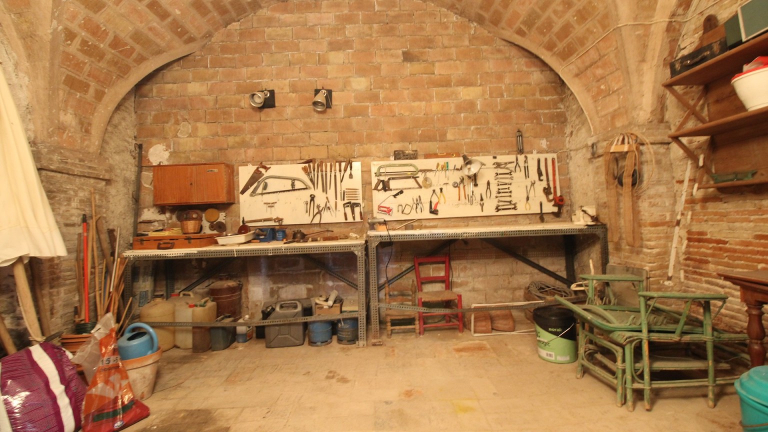 En venta excepcional propiedad histórica en Cabanes, versátil y exclusiva