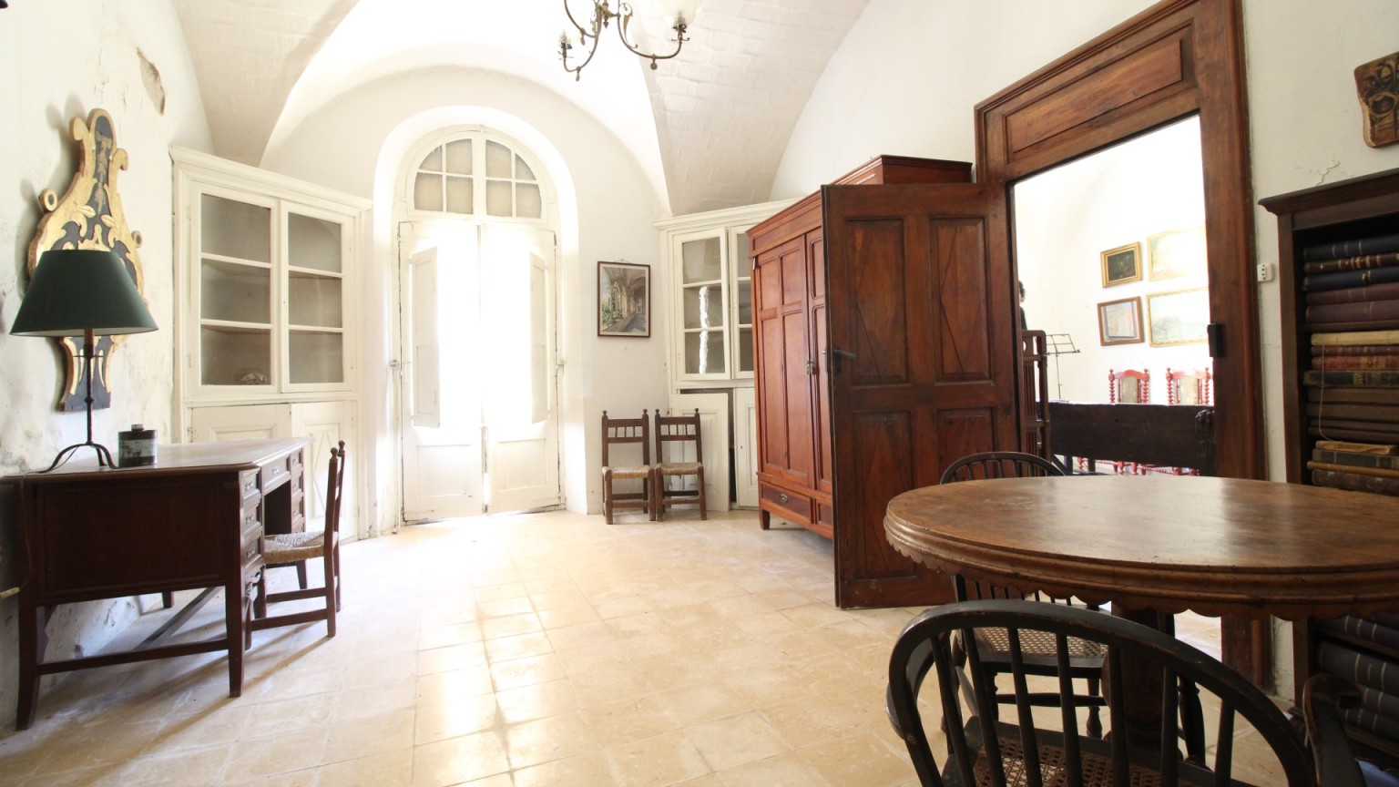 En venta excepcional propiedad histórica en Cabanes, versátil y exclusiva