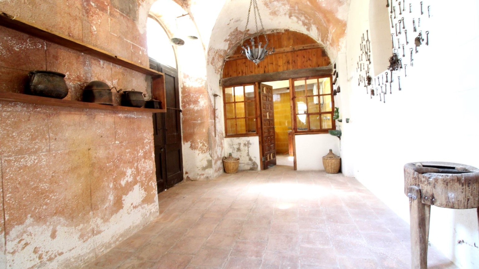 En venta excepcional propiedad histórica en Cabanes, versátil y exclusiva
