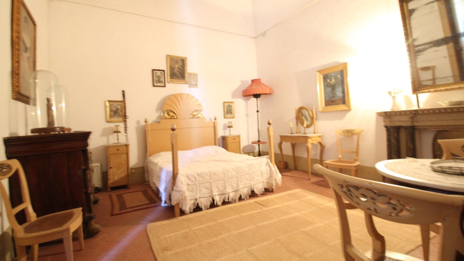 En venta excepcional propiedad histórica en Cabanes, versátil y exclusiva