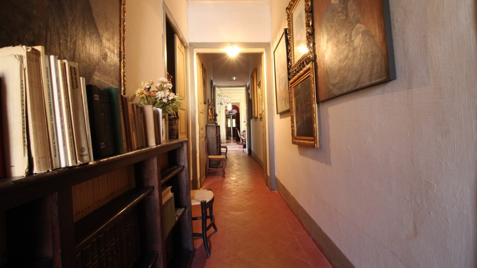 En venta excepcional propiedad histórica en Cabanes, versátil y exclusiva