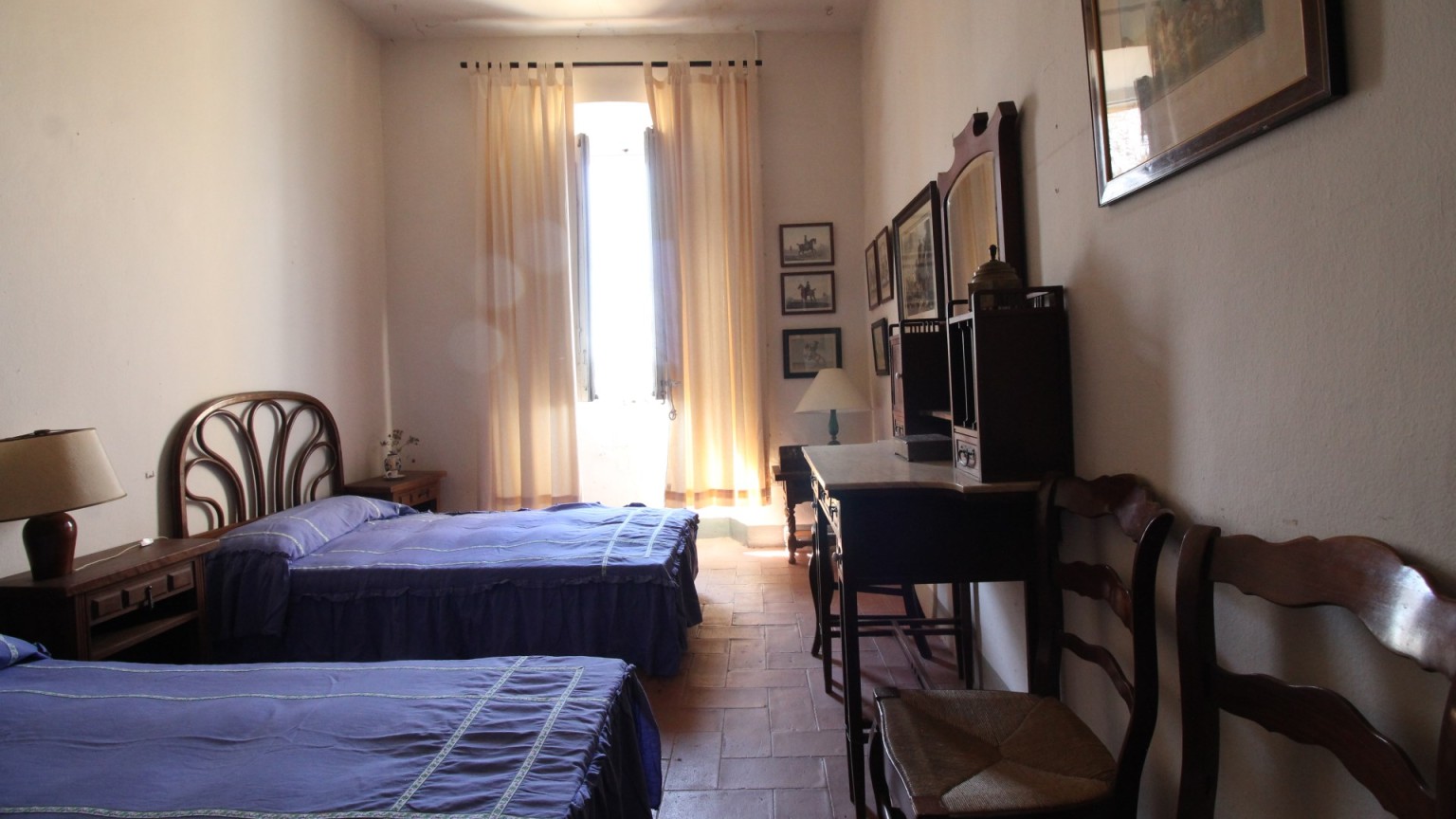 En venta excepcional propiedad histórica en Cabanes, versátil y exclusiva