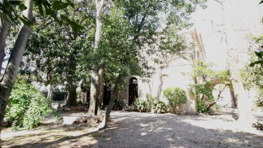 En venta excepcional propiedad histórica en Cabanes, versátil y exclusiva