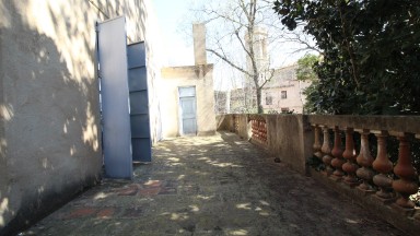 En venta excepcional propiedad histórica en Cabanes, versátil y exclusiva
