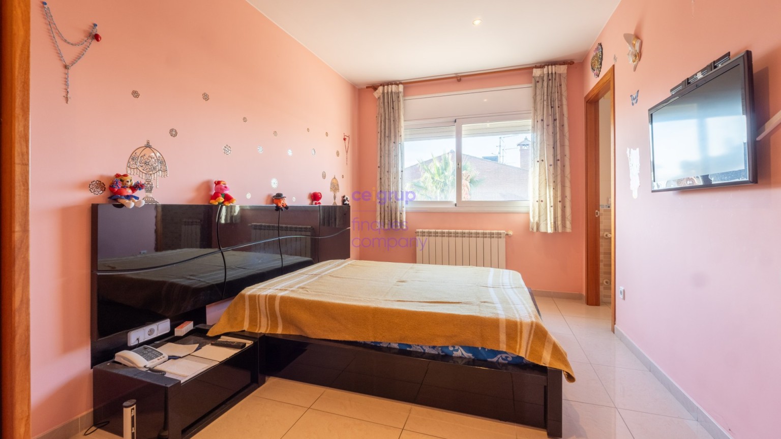 House for sale in the center of Vidreres 