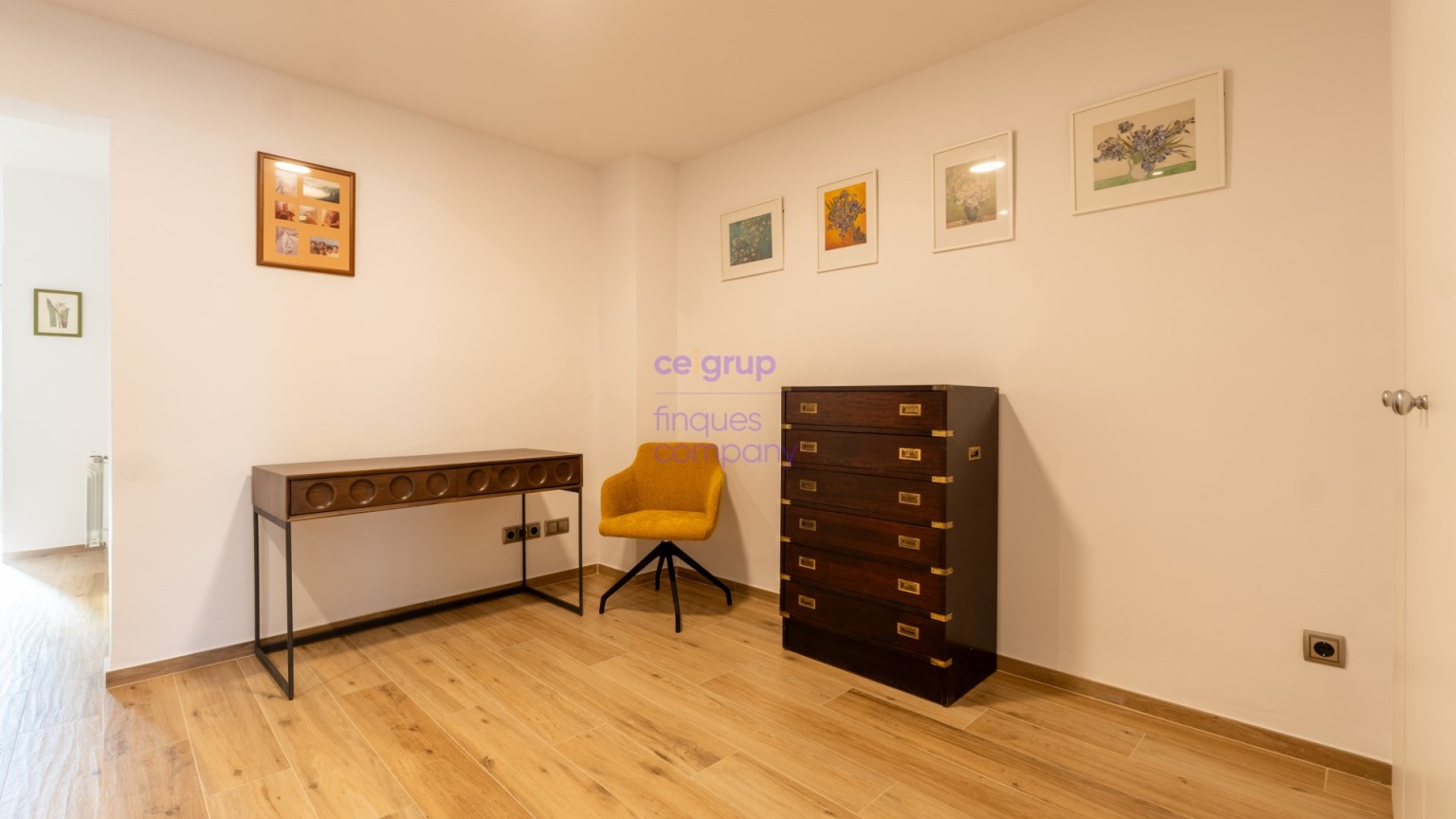 Fantástico apartamento en venta a primera línea del Port de Llançà