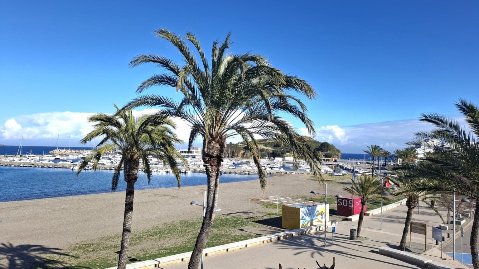 Fantástico apartamento en venta a primera línea del Port de Llançà