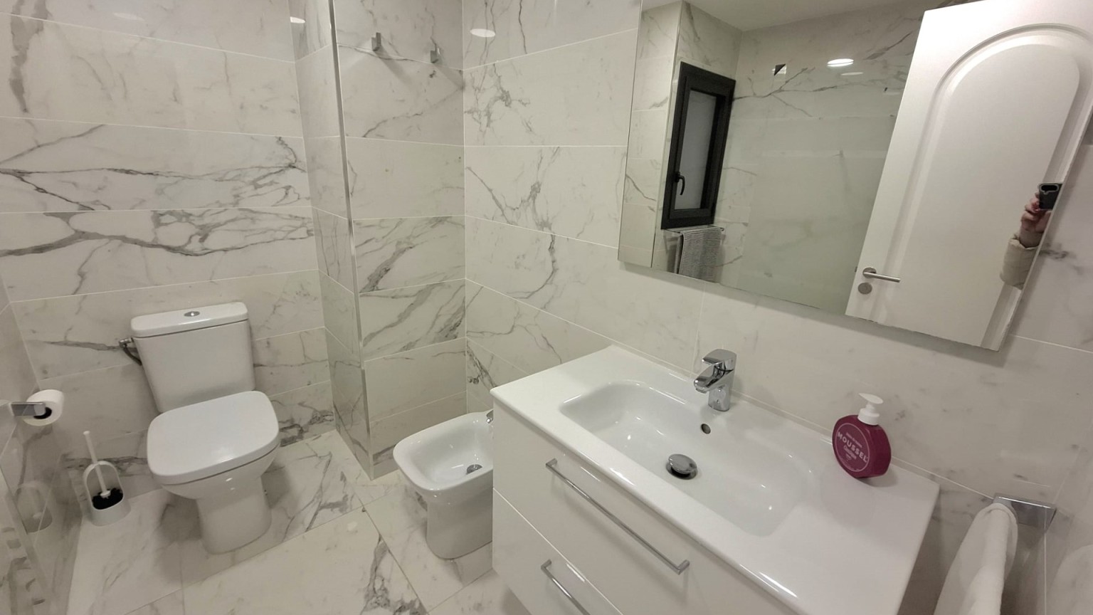 Fantástico apartamento en venta a primera línea del Port de Llançà