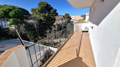 Fantástico apartamento en venta a primera línea del Port de Llançà