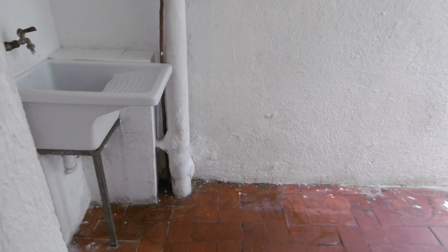 Piso en venta, ideal inversores, zona Poble Nou de Figueres