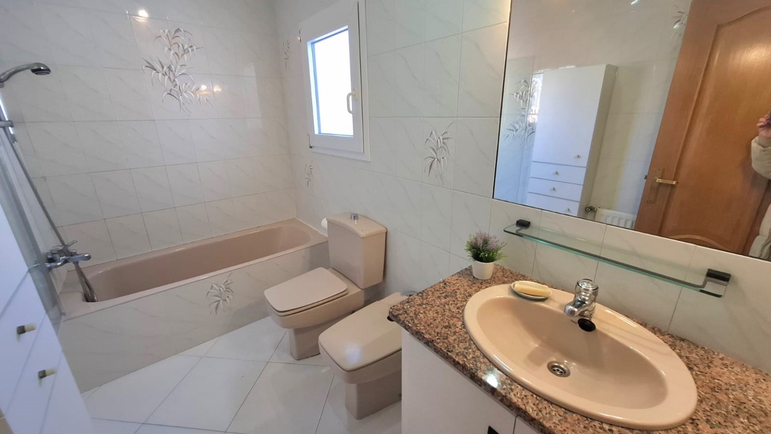 Fantastique duplex en vente au Port