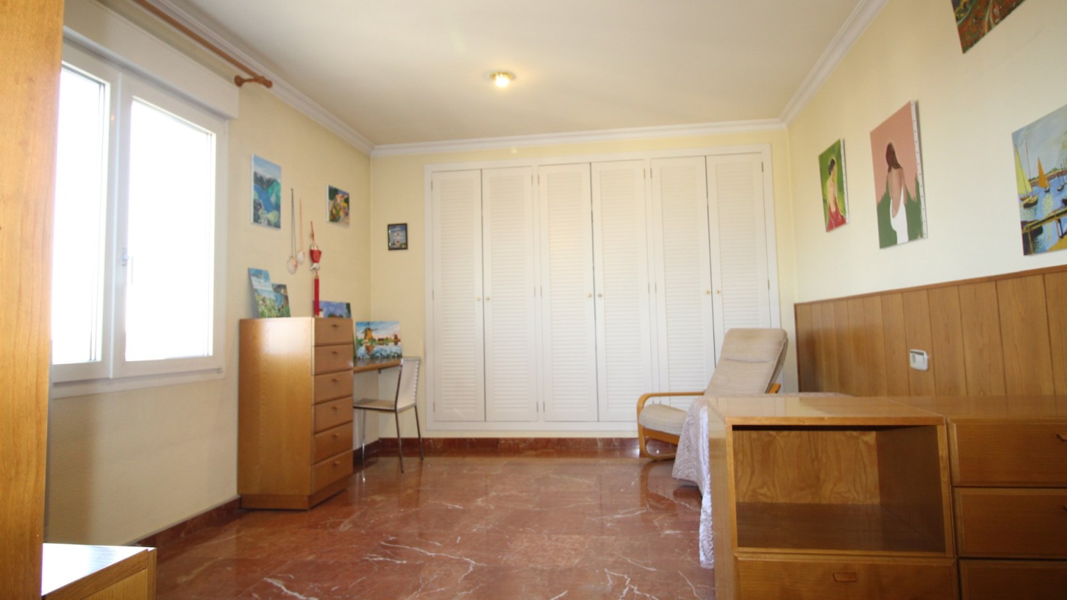 Casa aislada en venta, en la urbanización Serra Floreta, de Figueres