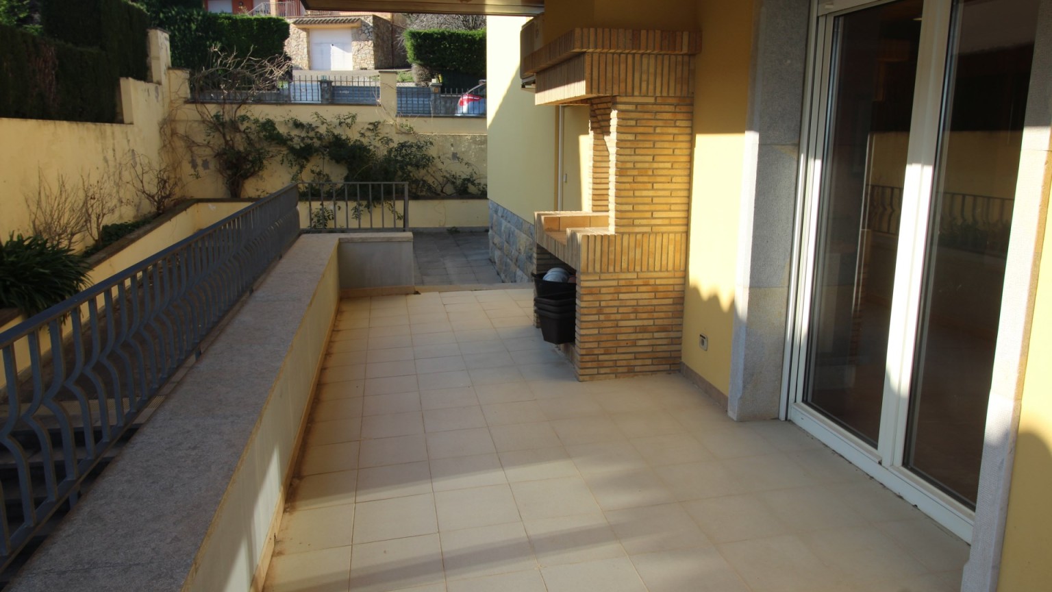Casa aislada en venta, en la urbanización Serra Floreta, de Figueres