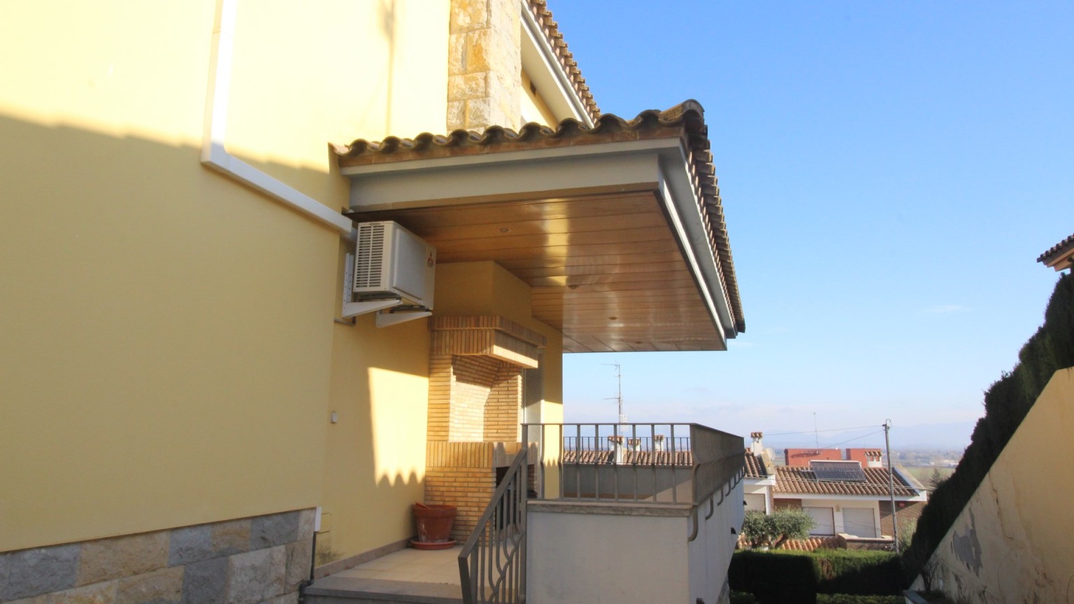 Casa aislada en venta, en la urbanización Serra Floreta, de Figueres