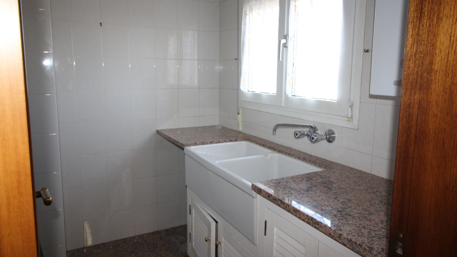 Casa aislada en venta, en la urbanización Serra Floreta, de Figueres