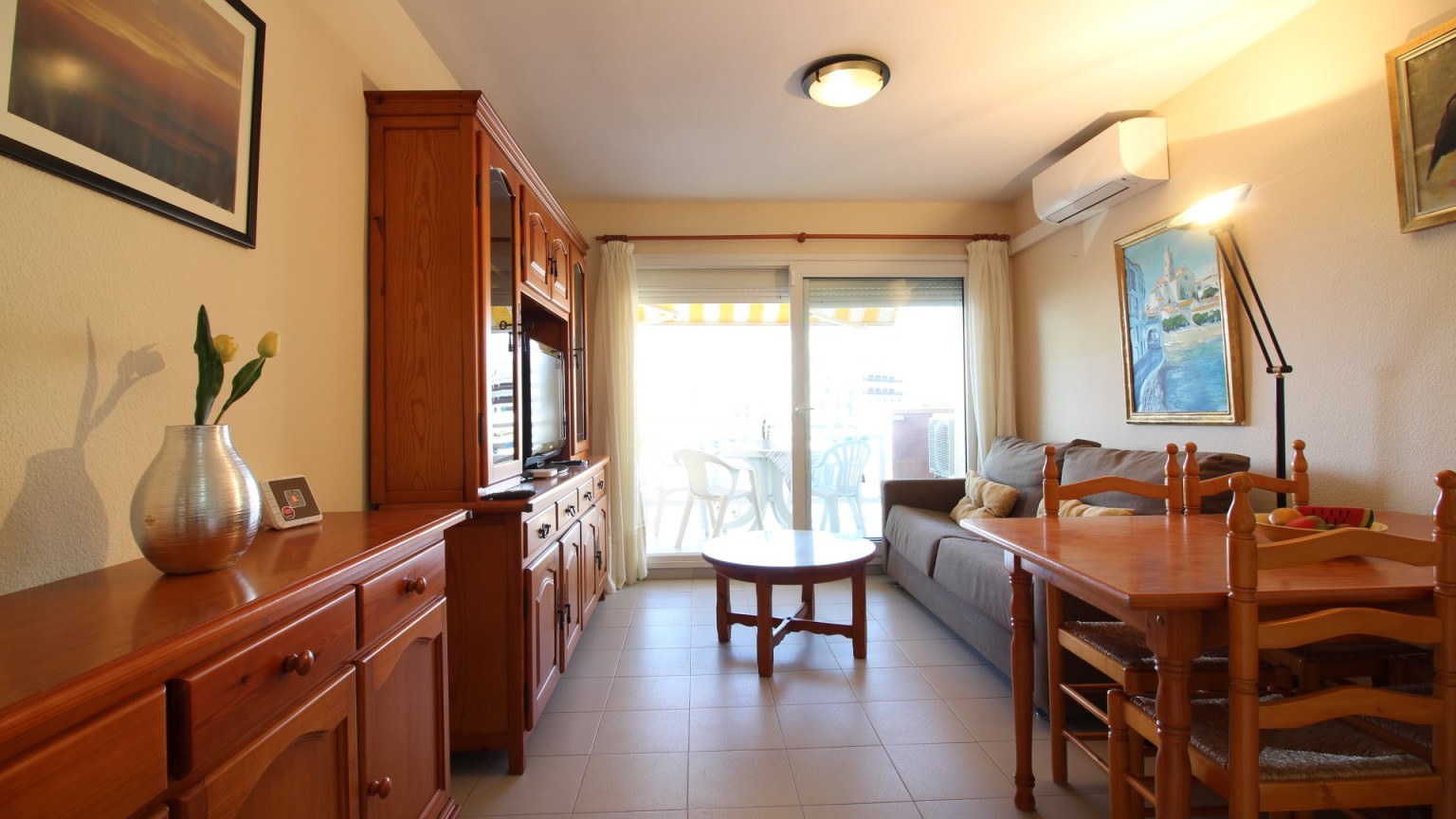 APARTEMENT FOR SALE WITH TERRACE