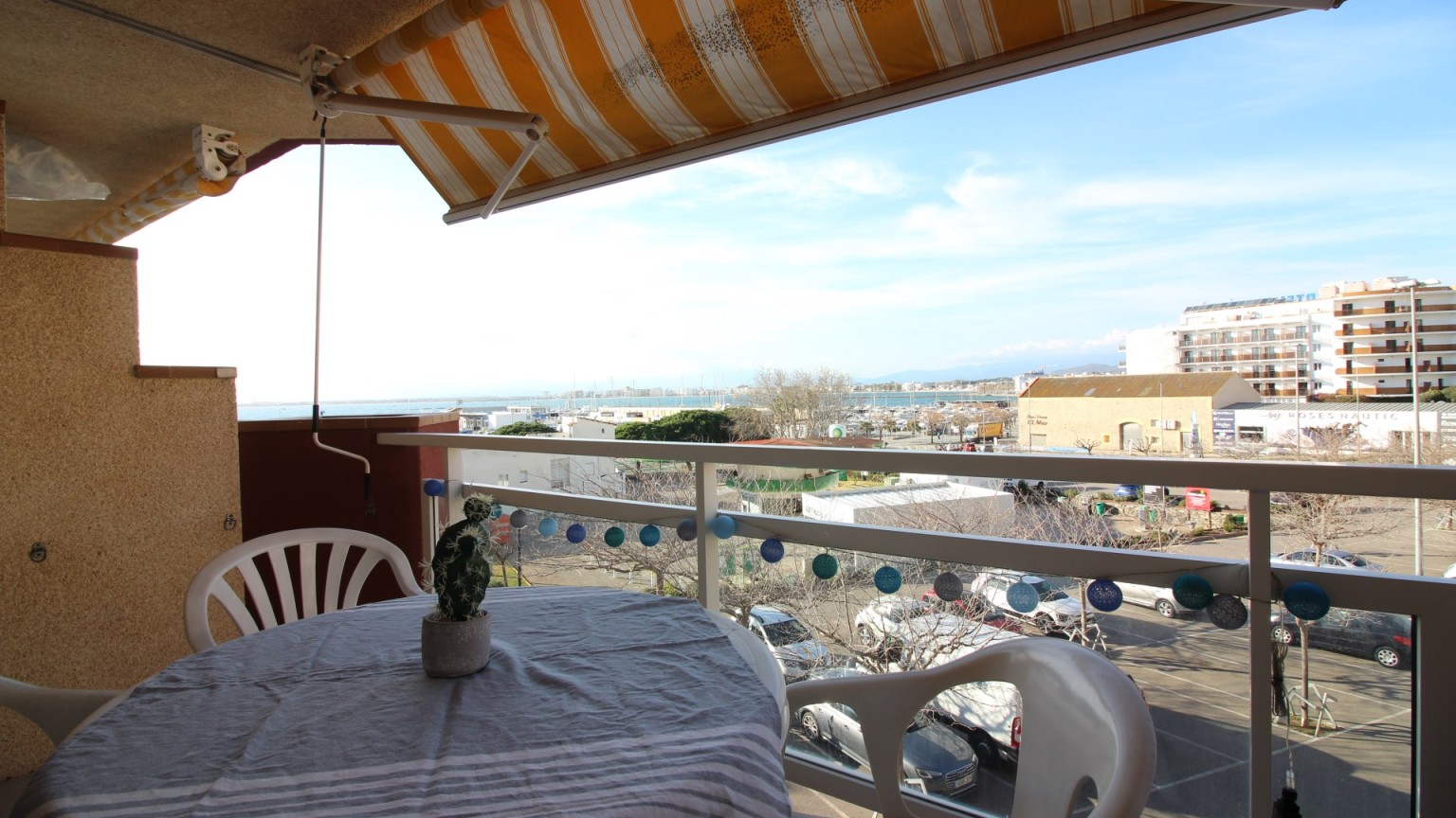 APARTEMENT FOR SALE WITH TERRACE