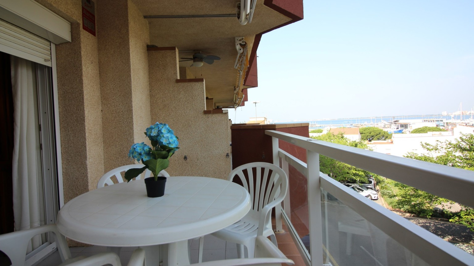 APARTEMENT FOR SALE WITH TERRACE