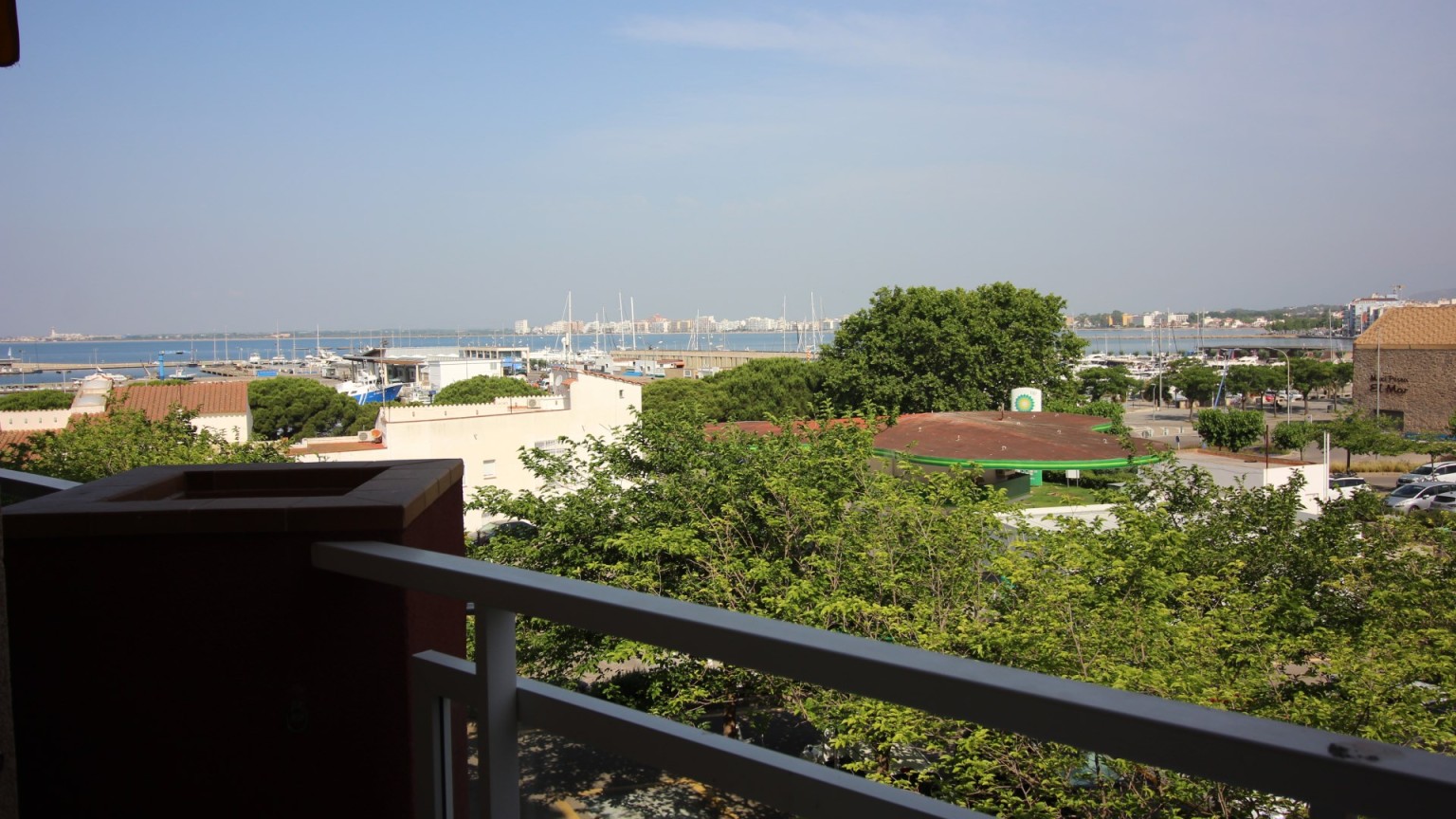 APARTEMENT FOR SALE WITH TERRACE