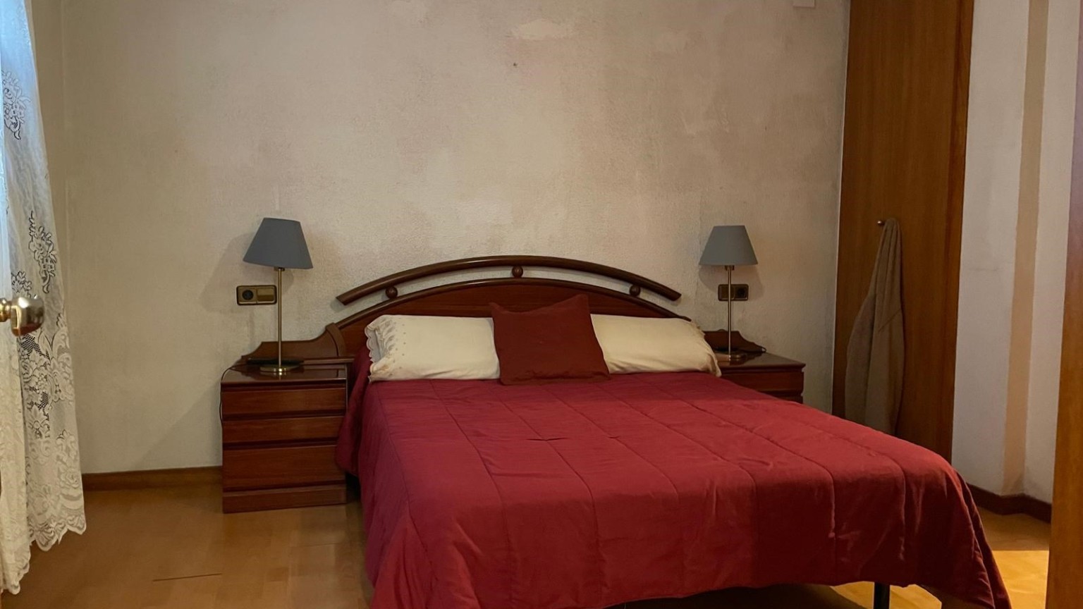 Edificio en venta de 5 plantas, ideal para inversores