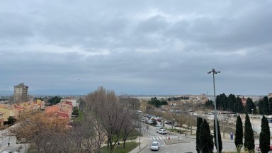 Edificio en venta de 5 plantas, ideal para inversores