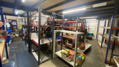 Local comercial en venta o alquiler situado a pocos metros del Museo Dalí y de la Rambla , en Figueres
