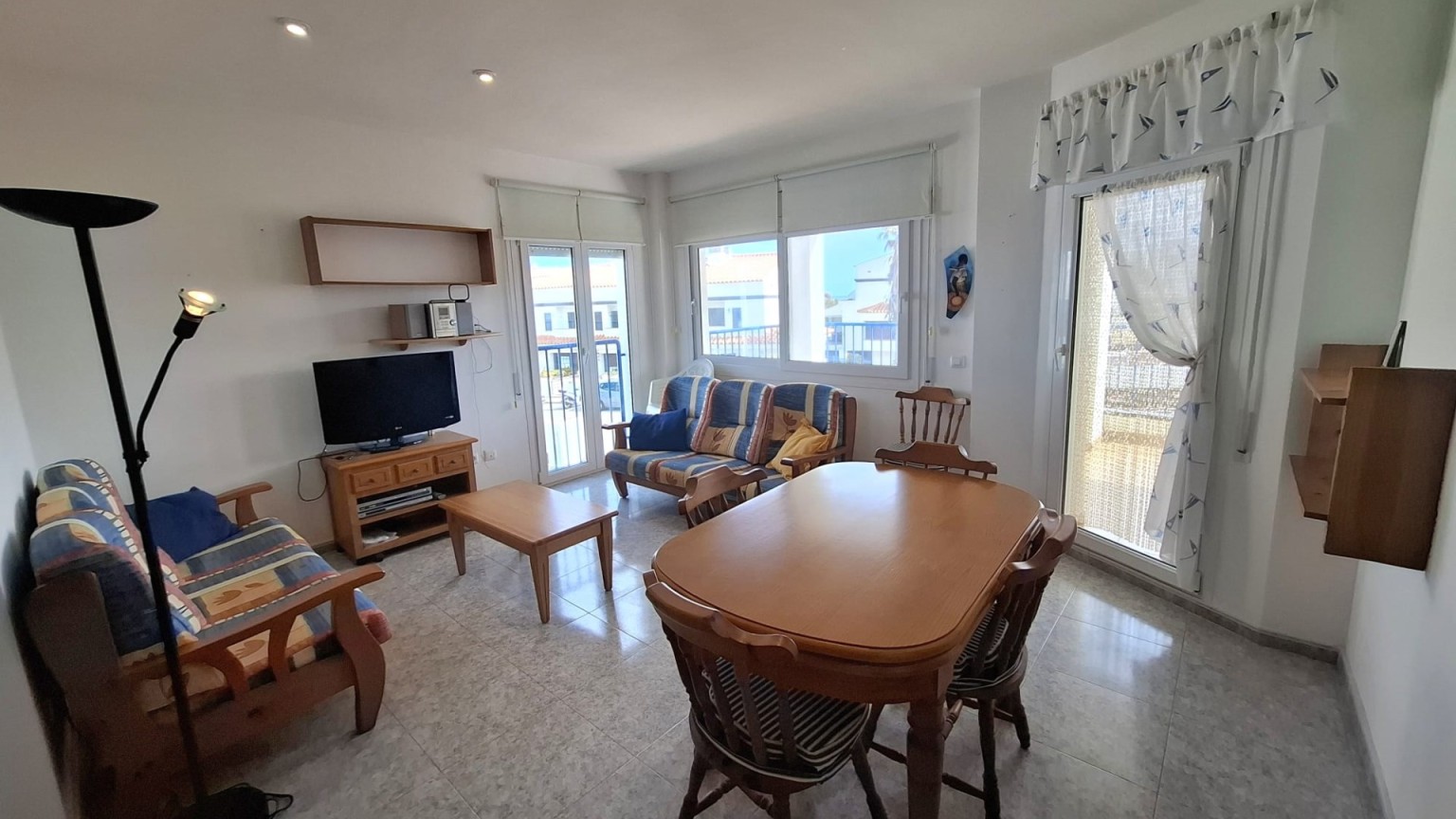 Bonito apartamento en alquiler en Els Estanys