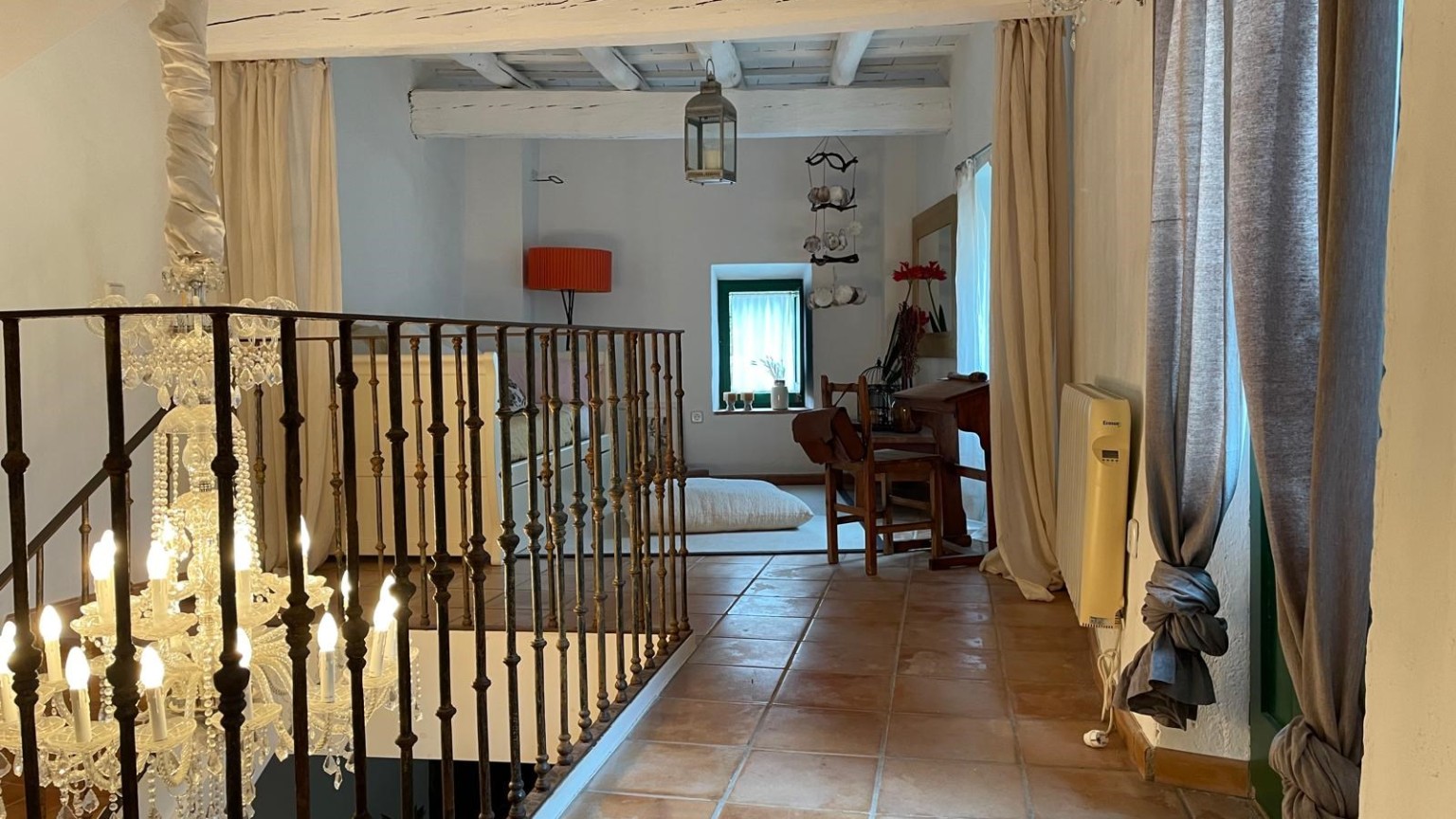 En venda casa rústica, restaurada, amb pati a Capmany
