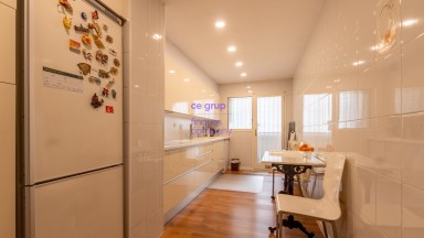 Piso en venta con aparcamiento y trastero
