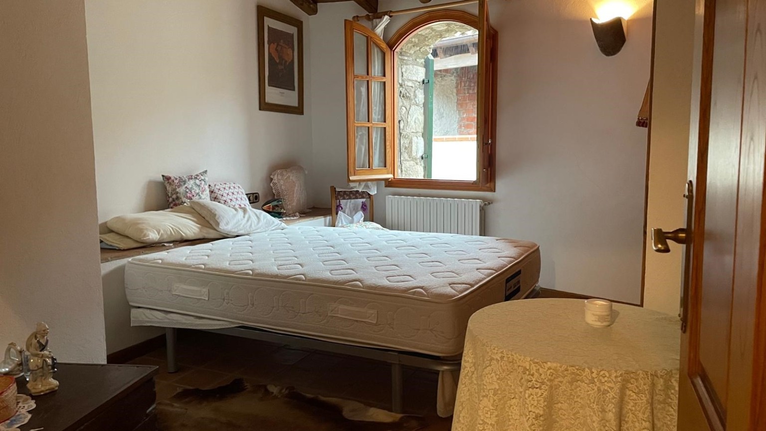 Rustic house for sale, with garden, in Sant Llorenç de la Muga