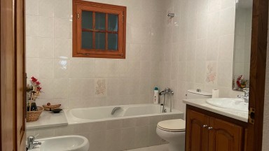 Rustic house for sale, with garden, in Sant Llorenç de la Muga
