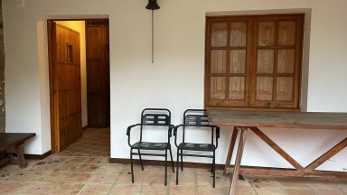 Rustic house for sale, with garden, in Sant Llorenç de la Muga