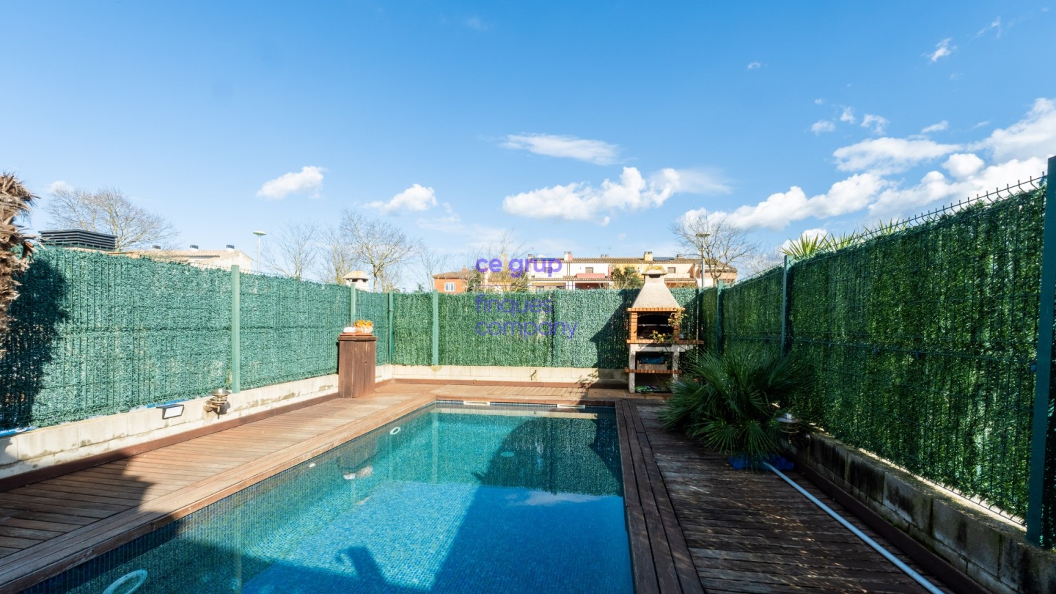 Maison mitoyenne à vendre à Llagostera