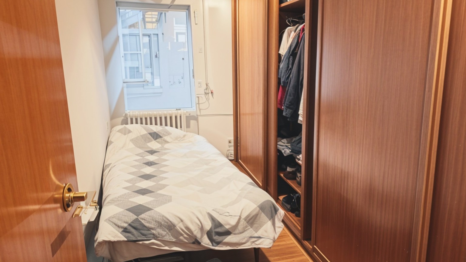 Apartment for sale with parking space included, in the centre of Figueres