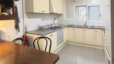 Apartment for sale with parking space included, in the centre of Figueres
