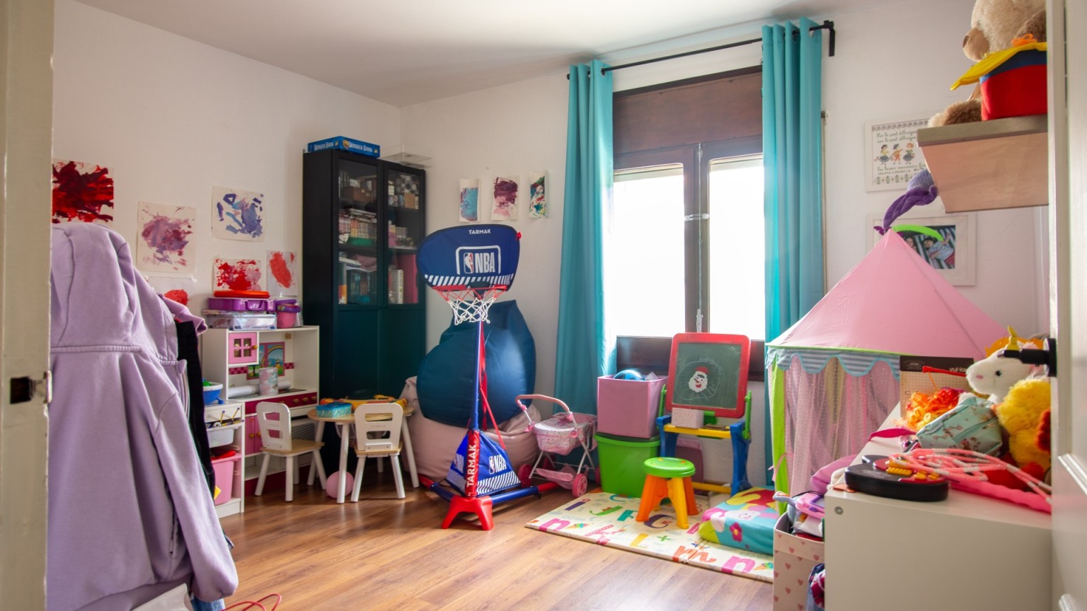 CASA ADOSSADA SITUADA A LA POBLACIÓ D'AMER