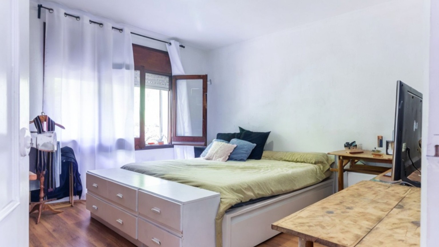 CASA ADOSSADA SITUADA A LA POBLACIÓ D'AMER