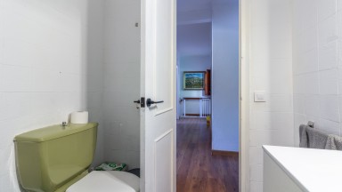 CASA ADOSSADA SITUADA A LA POBLACIÓ D'AMER