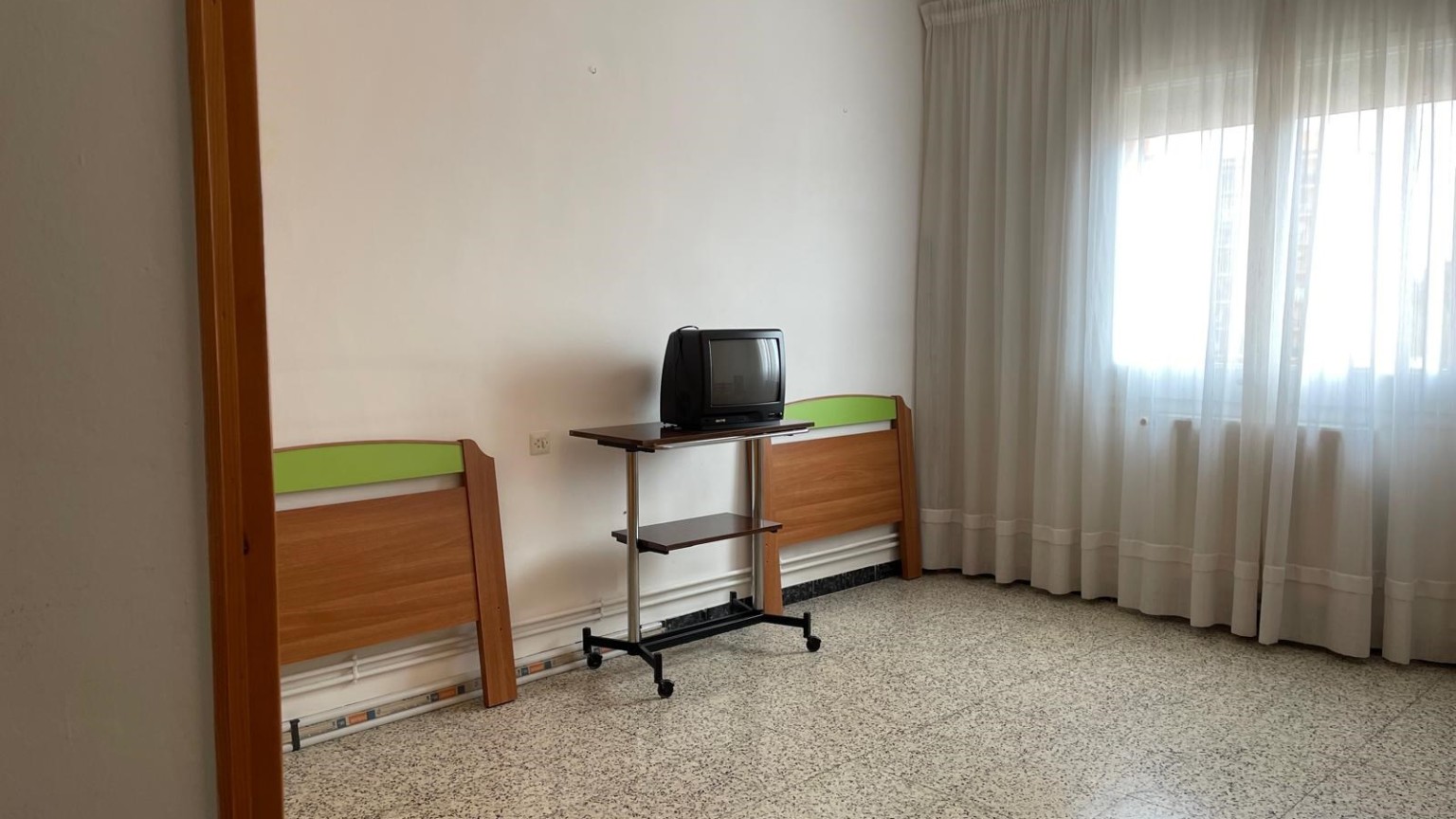 Piso en venta de 3 dormitorios, zona parc Bosc, en Figueres