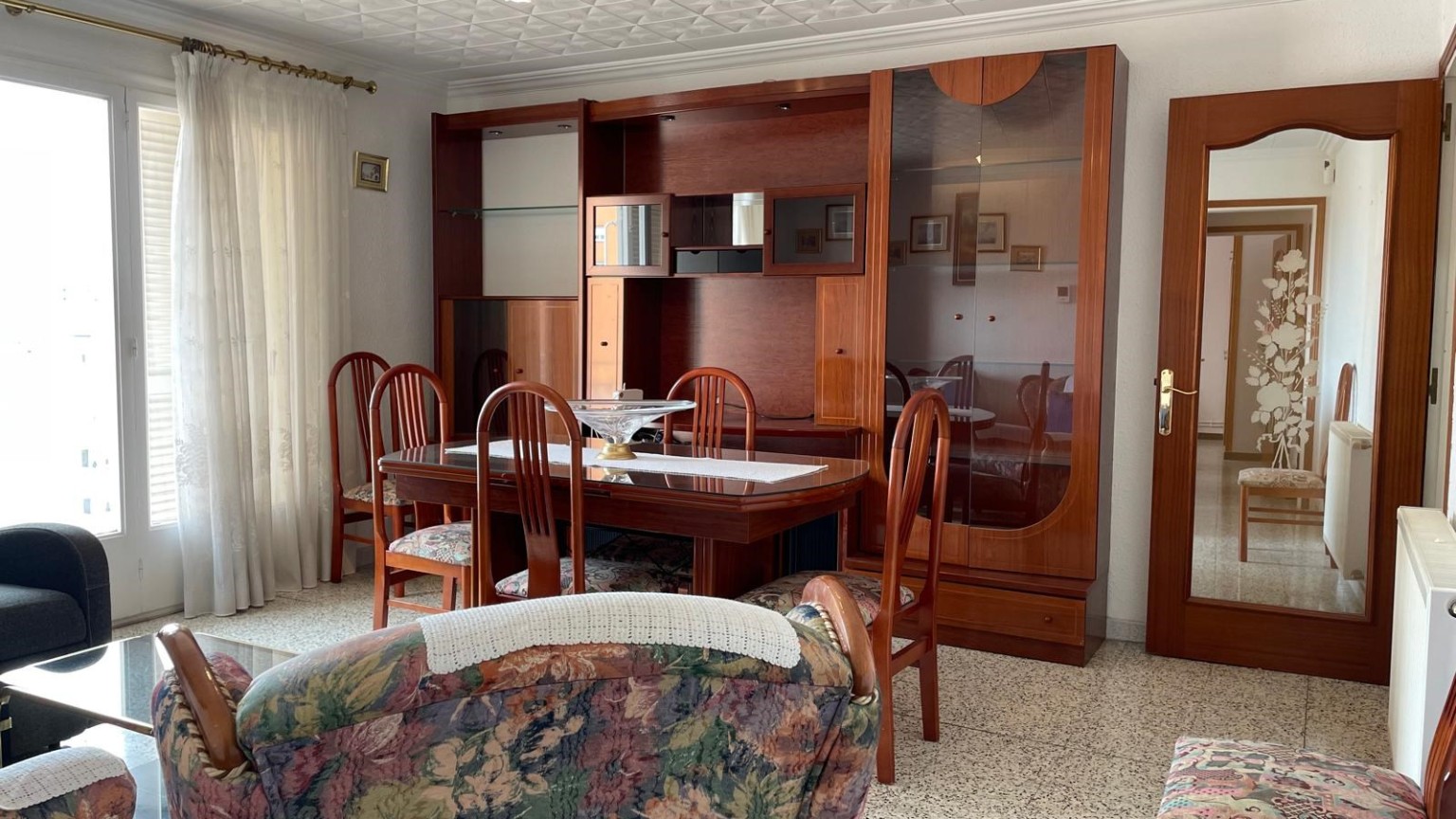 Piso en venta de 3 dormitorios, zona parc Bosc, en Figueres