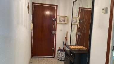 Piso en venta de 3 dormitorios, zona parc Bosc, en Figueres