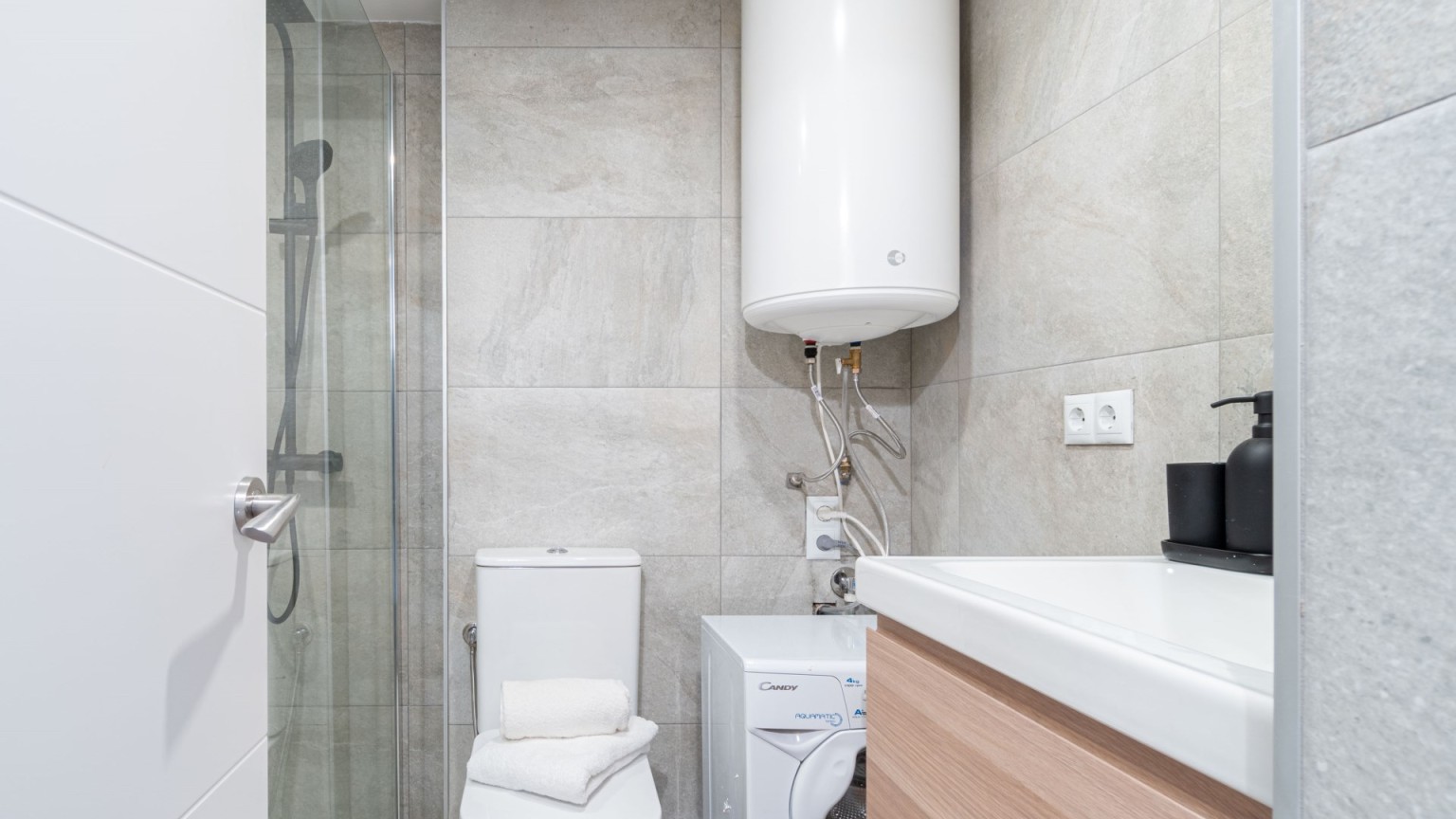 Estudio en venta con licencia turística en Empuriabrava