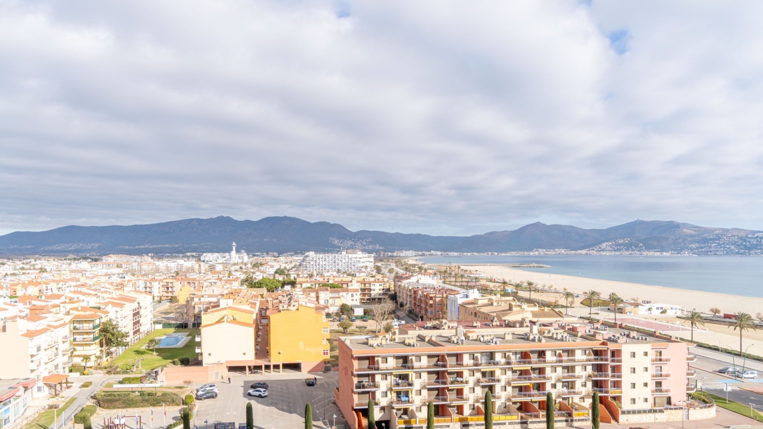 Estudio en venta con licencia turística en Empuriabrava